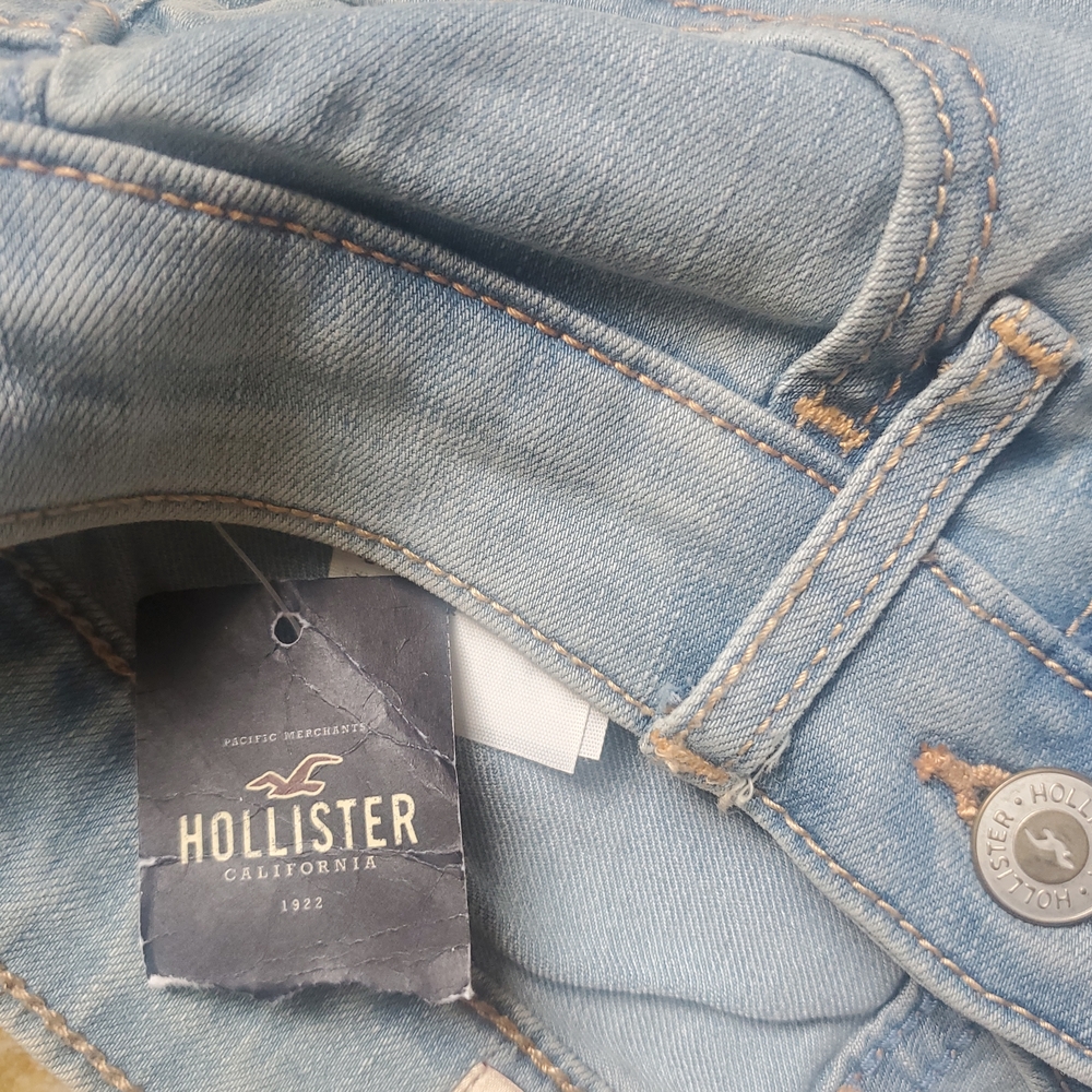 Hollister Skinny Jeans - Picture 4 of 4